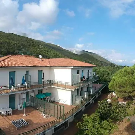 La Vignetta 公寓式酒店 3*