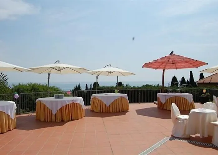 Aparthotel La Vignetta Varazze