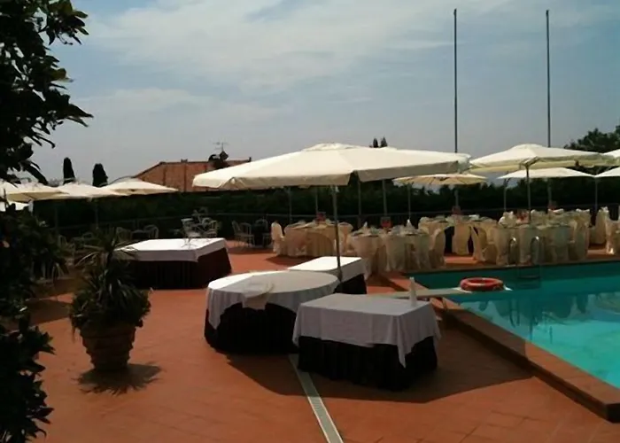 La Vignetta Aparthotel 3*