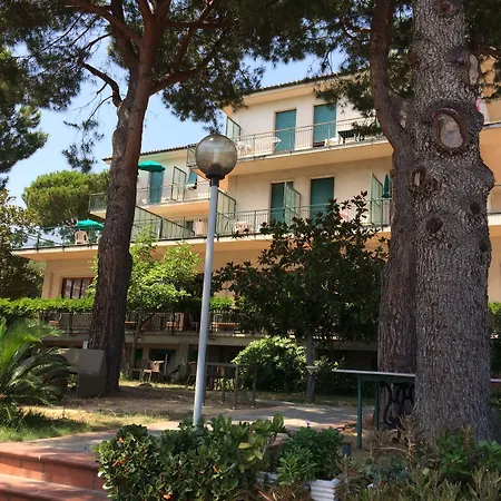 La Vignetta Lejlighedshotel 3*