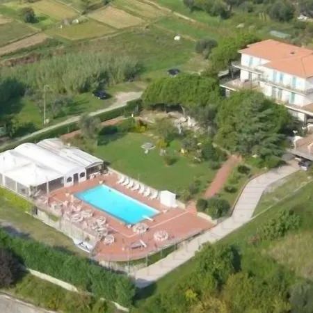 شقة فندقية La Vignetta