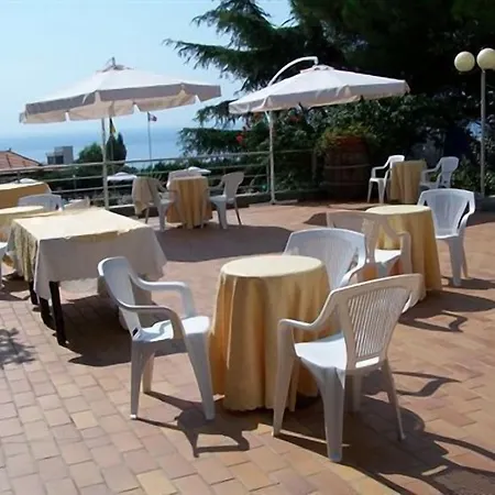 La Vignetta Lejlighedshotel