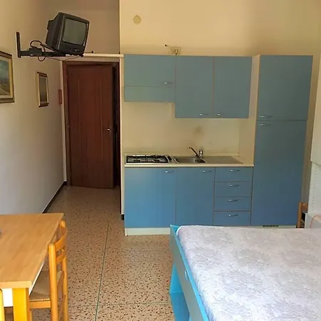 Apartmanhotel La Vignetta 3*